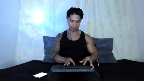 i am juan musiry independent model  online show from January 21, 5:05 am