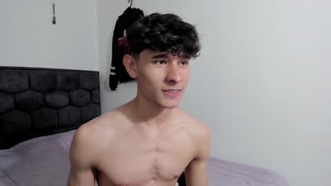 Noah online show from December 25, 4:54 pm