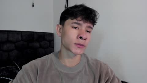 Noah online show from February 1, 1:20 pm