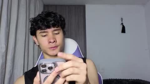 Noah online show from October 16, 3:35 pm