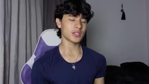 Noah online show from December 16, 2:33 pm