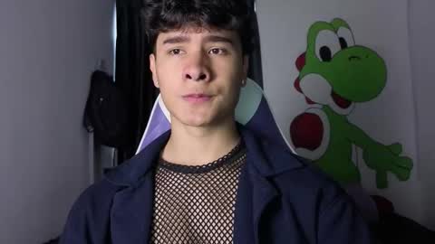 Noah online show from February 28, 8:21 pm