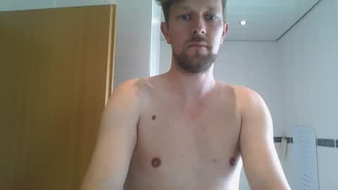 Snapshot of ja36nnn chatting on June 11, 2:37 pm ja36nnn online show from June 11, 2:37 pm
