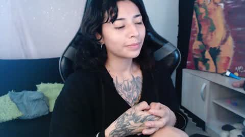 Snapshot of jaadee18 chatting on August 6, 3:47 pm jade 18 online show from August 6, 3:47 pm