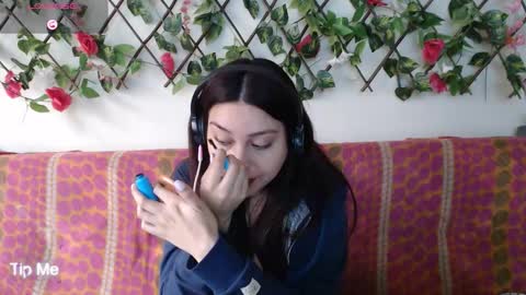 Jack and Emily online show from October 7, 5:43 pm