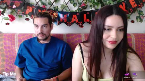 Jack and Emily online show from October 30, 6:52 pm