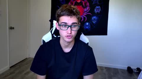 Snapshot of jack_jerk2 chatting on October 17, 8:33 pm JackJack online show from October 17, 8:33 pm