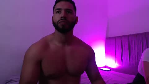 Snapshot of jack_master_muscle chatting on March 3, 1:42 am jack and leah online show from March 3, 1:42 am