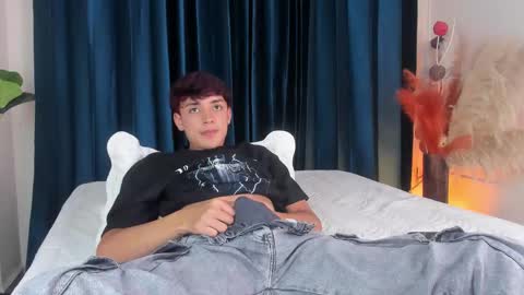 Snapshot of jack_noir chatting on September 17, 3:03 pm Jack online show from September 17, 3:03 pm