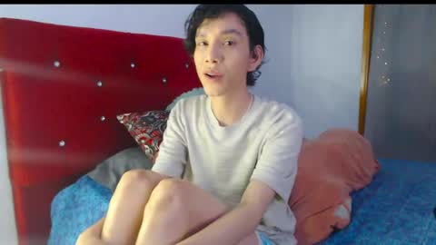 Snapshot of jack_s21 chatting on May 10, 4:06 am Laick online show from May 10, 4:06 am