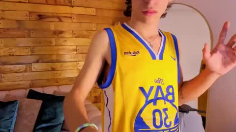 Jack Shane online show from April 22, 4:15 am