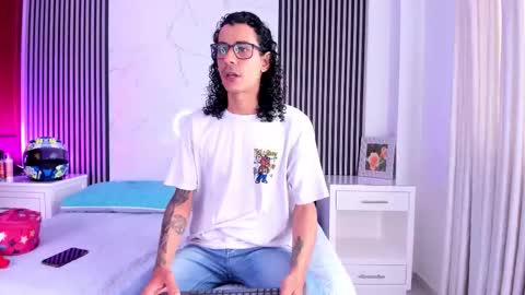 Snapshot of jackandrosse_ chatting on October 19, 1:56 pm Jack  Rosse online show from October 19, 1:56 pm