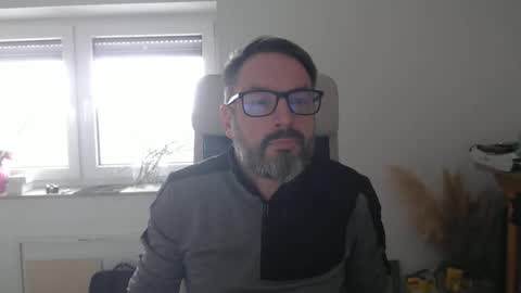 jackbauer9999 online show from April 4, 12:35 pm