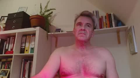 Snapshot of jackblack650 chatting on October 29, 7:15 pm jackblack650 online show from October 29, 7:15 pm