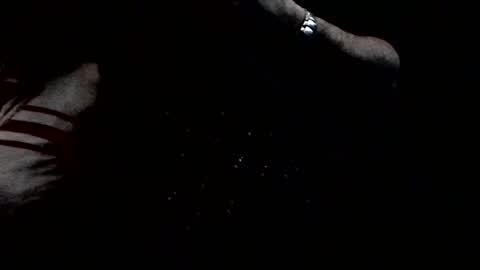 Snapshot of jackdanielzn chatting on December 7, 6:32 am jackdaniels6i online show from December 7, 6:32 am