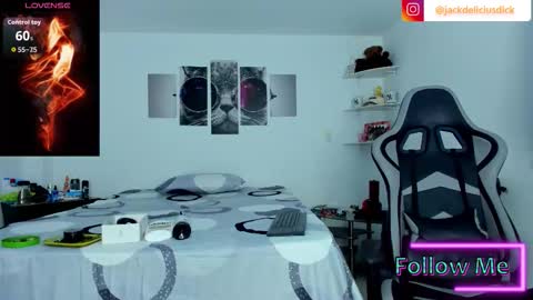 Snapshot of jackdeliciusdick chatting on November 2, 8:06 am jackdeliciusdick online show from November 2, 8:06 am