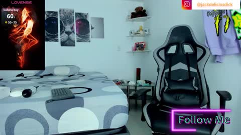 Snapshot of jackdeliciusdick chatting on November 20, 8:03 am jackdeliciusdick online show from November 20, 8:03 am