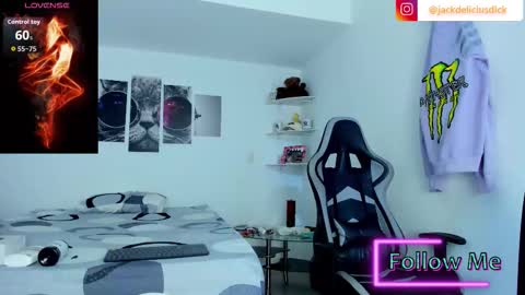 Snapshot of jackdeliciusdick chatting on November 23, 10:59 am jackdeliciusdick online show from November 23, 10:59 am