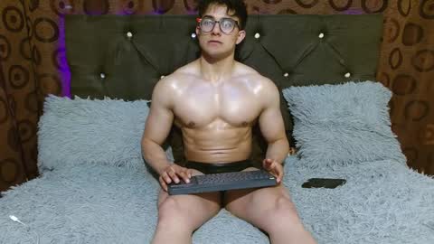 Jacke online show from December 7, 4:31 am