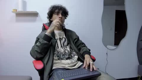 Jackes Taylor online show from October 20, 5:08 am