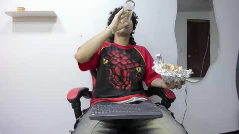 Jackes Taylor online show from October 26, 5:13 am