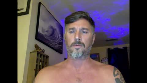 Snapshot of jackhammerhead chatting on December 8, 2:18 am jackhammerhead online show from December 8, 2:18 am