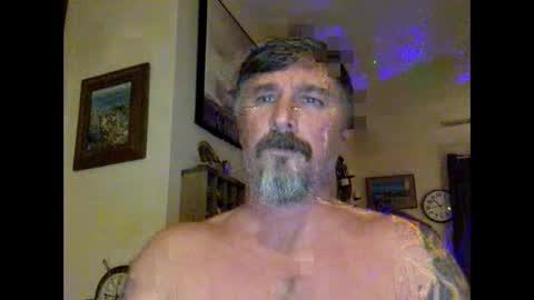 Snapshot of jackhammerhead chatting on January 16, 11:37 pm jackhammerhead online show from January 16, 11:37 pm