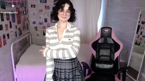 JackieApplePie online show from June 2, 12:07 pm