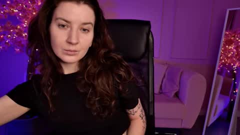 Snapshot of jackiebard chatting on October 4, 9:18 am Jackie Byrd online show from October 4, 9:18 am