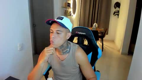 JACKSON online show from March 19, 5:22 am