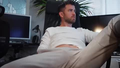 Colten Carter online show from November 27, 8:00 pm