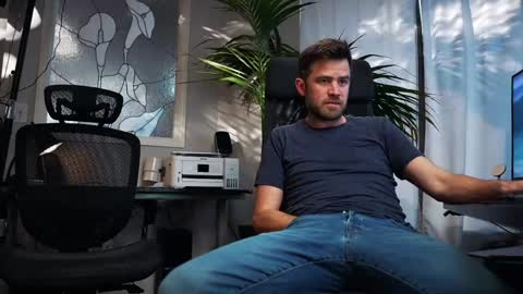 Colten Carter online show from April 30, 12:39 am