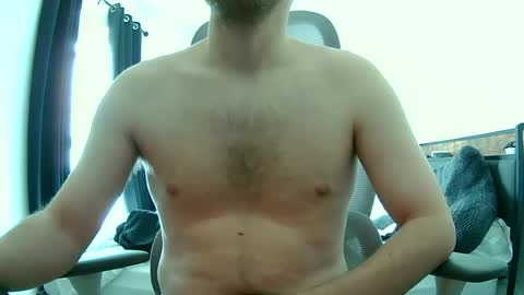 Snapshot of jackrodwell1424322521 chatting on June 14, 11:56 am JackRodwell online show from June 14, 11:56 am