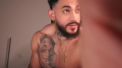 JC online show from February 1, 7:23 pm