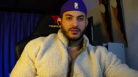 JC online show from November 28, 7:22 am