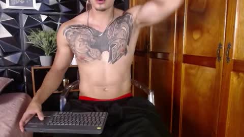 Snapshot of jackson_macleyn chatting on March 8, 2:04 am Jackson online show from March 8, 2:04 am