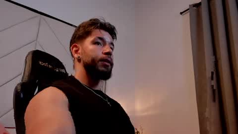 Jckson Stifler online show from April 18, 2:10 pm