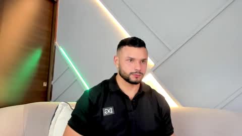 Jackson Wayne online show from February 14, 9:32 pm