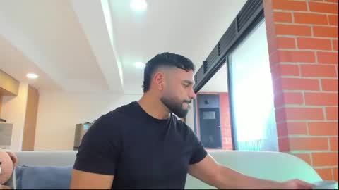 Jackson Wayne online show from April 26, 8:28 pm