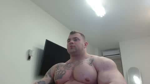 Snapshot of jackyhuge chatting on June 8, 10:21 pm Jacky online show from June 8, 10:21 pm