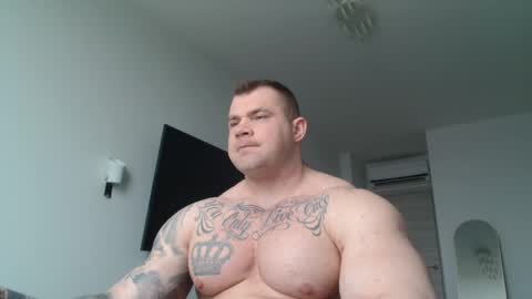 Snapshot of jackyhuge chatting on June 10, 2:05 pm Jacky online show from June 10, 2:05 pm