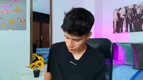 Snapshot of jacob5_ chatting on July 30, 12:59 pm jacob5_ online show from July 30, 12:59 pm