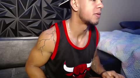 Snapshot of jacob_beckett chatting on February 15, 12:22 pm Jacob online show from February 15, 12:22 pm