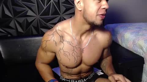 Snapshot of jacob_beckett chatting on February 18, 11:33 am Jacob online show from February 18, 11:33 am