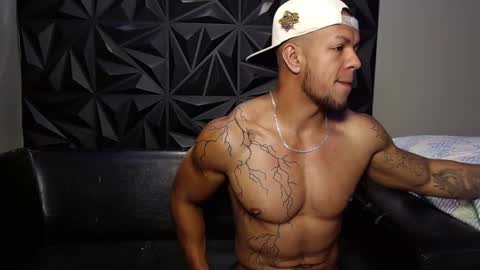 Snapshot of jacob_beckett chatting on February 22, 1:44 am Jacob online show from February 22, 1:44 am