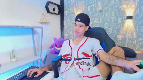 jacob_blackwell online show from December 13, 7:53 pm