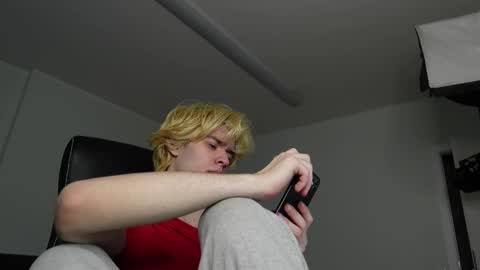 Snapshot of jacob_devon chatting on February 8, 2:31 pm JACOB DEVON online show from February 8, 2:31 pm