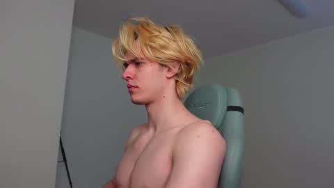 Snapshot of jacob_devon chatting on February 17, 2:24 pm JACOB DEVON online show from February 17, 2:24 pm