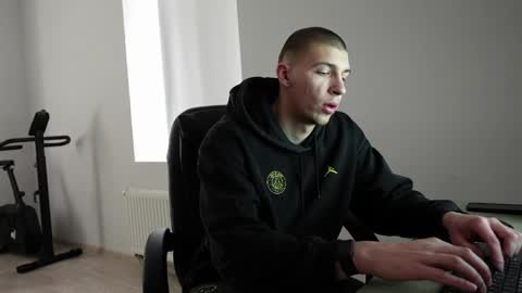 JACOB DEVON online show from April 19, 6:13 am