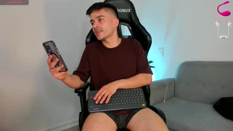 JACOB FERRER online show from February 22, 6:02 am